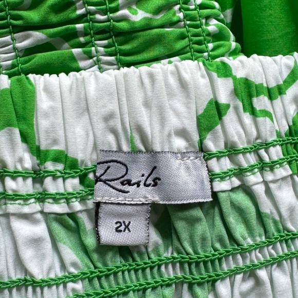 NWOT Rails Seville Smocked Geeen Lotus Midi Dress - Picture 8 of 13